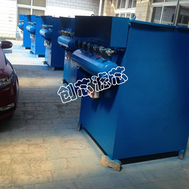 �����}픳��m��